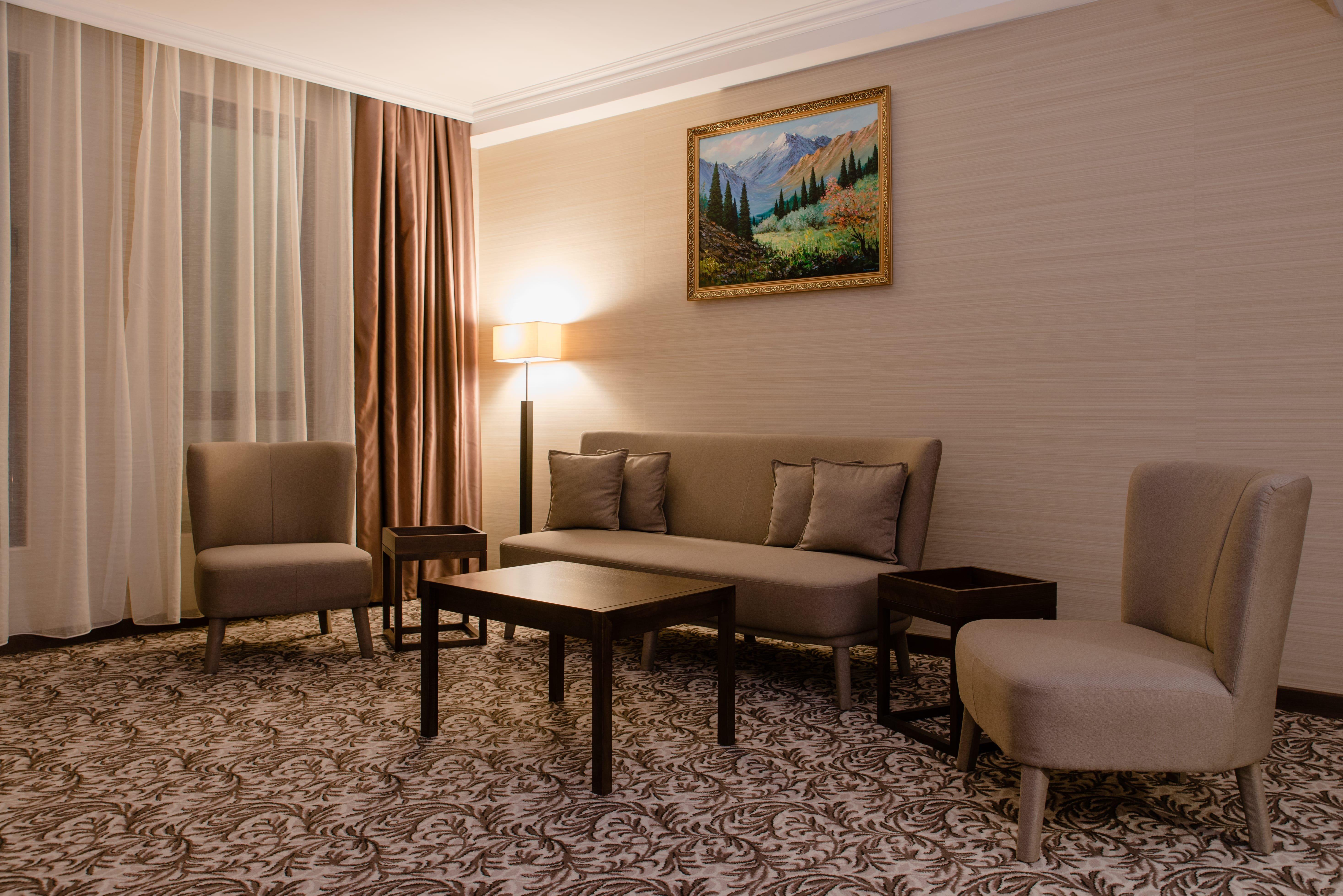 Holiday Inn Aktau By Ihg Exterior photo